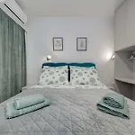 Apartman Six On Pool Makarska